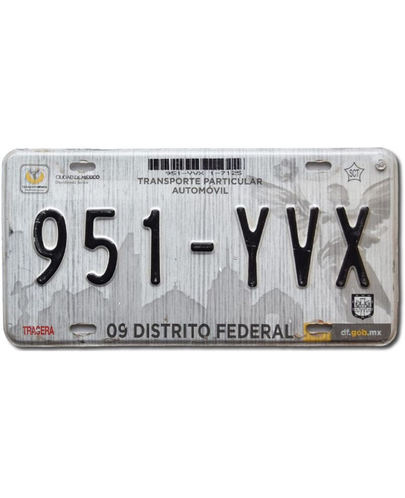 Meksykańska tablica rejestracyjna Distrito Federal 951-YVX