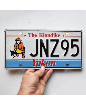 Kanadyjska tablica rejestracyjna Yukon The Klondike JNZ95