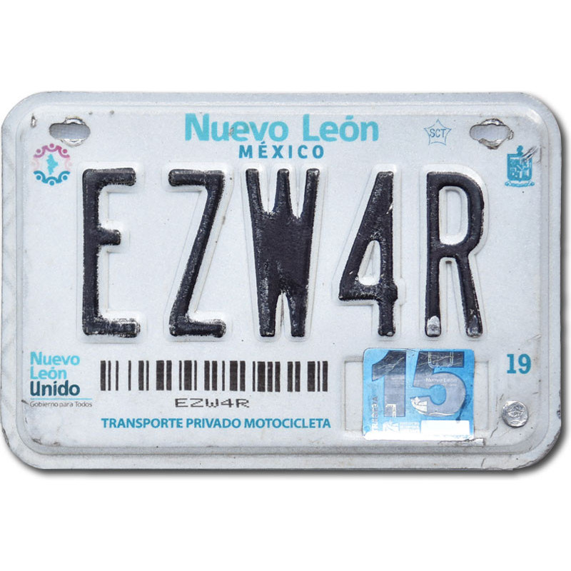 Meksykańska tablica rejestracyjna Nuevo León EZW4R moto