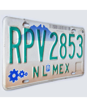 Meksykańska tablica rejestracyjna Nuevo León RPV 2853