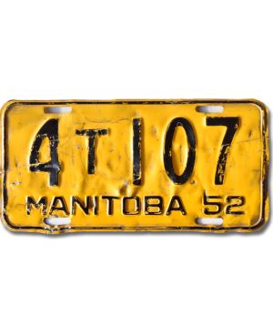 Kanadyjska tablica rejestracyjna Manitoba 1952 Yellow 4T107