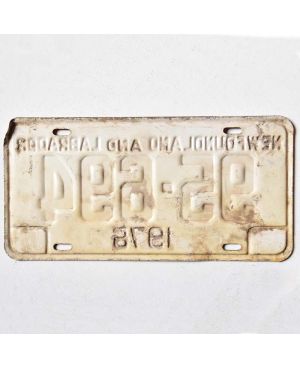 Kanadyjska tablica rejestracyjna Newfoundland Labrador 1976 Orange 95-694
