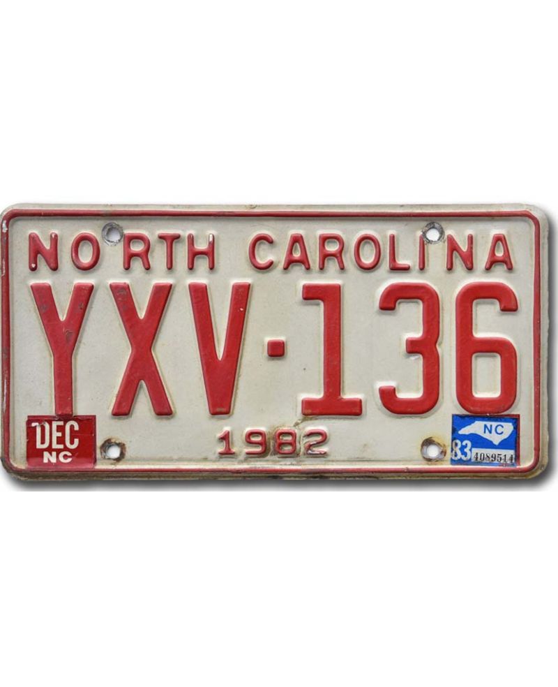 Tablica rejestracyjna USA North Carolina 1982 Red YXV-136