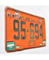 Kanadyjska tablica rejestracyjna Newfoundland Labrador 1976 Orange 95-694