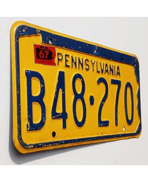 Tablica rejestracyjna USA Pennsylvania 1967 Yellow B48-270