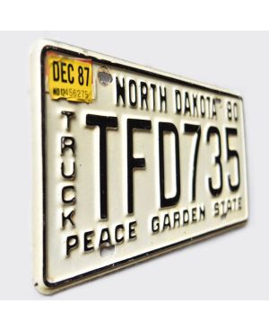 Tablica rejestracyjna USA South Dakota 1980 Peace Garden TFD735