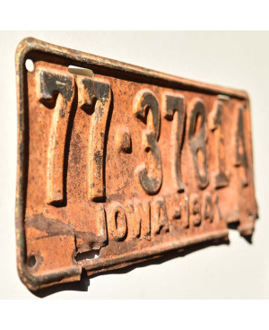 Tablica rejestracyjna USA Iowa 1941 Yellow 77-37814