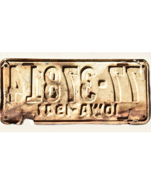 Tablica rejestracyjna USA Iowa 1941 Yellow 77-37814