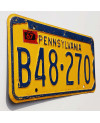 Tablica rejestracyjna USA Pennsylvania 1967 Yellow B48-270