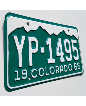 Tablica rejestracyjna USA Colorado 1966 Mountains YP-1495