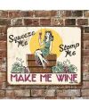 Tablica metalowa Moore - Make me Wine 40 cm x 32 cm